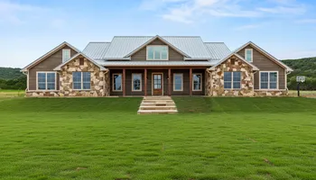 Custom Homes for Who Can Construction in Stephenville, TX