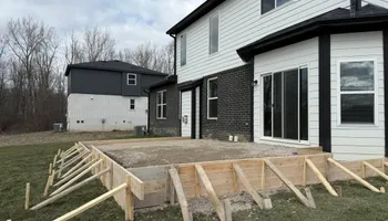 Broom Finish Driveways for Crown Cement in Lincoln Park, MI