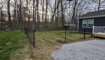 Fencing for Crossbones Contracting in Greencastle,  IN