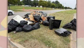 Commercial Recycling Management for uKNIGHTed Waste Removal & Recycling LLC in Del City, OK