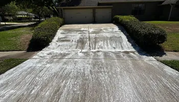 Concrete Cleaning for J & M Pressure Washing in Orlando, FL