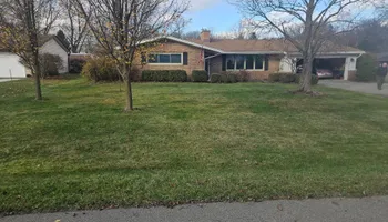 Soft Washing for On The Spot Lawn Maintenance & Pressure Washing in Jackson, MI
