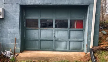 Garage Door Repair for C & B Garage Doors, LLC in Tellico Plains, TN