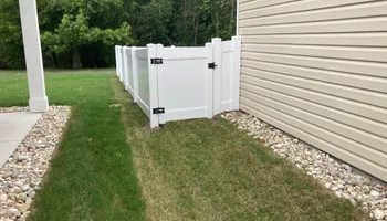 Wood Fencing for Sea Level Fence in Virginia Beach, VA