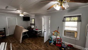   Flooring for Lenichek & Co Home Improvement in Jonesborough, TN