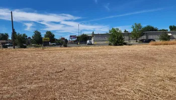 Lot Clearing for Gregg Yard Maintenance in Paradise, CA