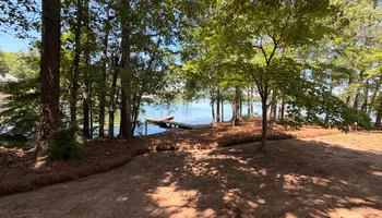Lawn Maintenance for Lakeside Lawncare in Cross Hill, SC