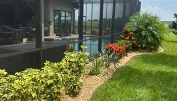 Fall Clean Up for Estrada All Pro Lawn Service in Auburndale, Florida