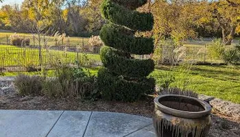 Lawn Maintenance for Gavin's Lawn Maintenance in Derby, KS