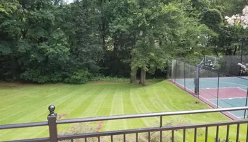 Mowing for Andres Landscaping, LLC in Decatur, AL