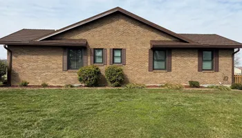 Shingle Roofing systems for KY Gutter Pro & Specialty Roofing Systems in Monticello, KY