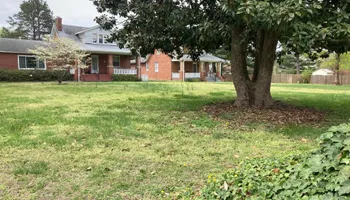 Mowing for Green Horizon Lawncare in North Chesterfield, VA