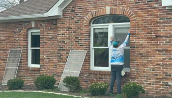 RESIDENTIAL WINDOW CLEANING for See2it Clean in St Louis, MO