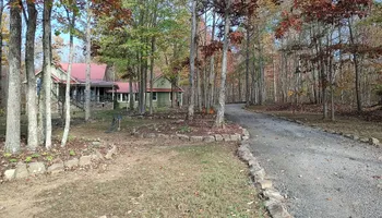 Lawn Maintenance for Starnes Hardscapes & Property Management LLC in Dunlap, TN