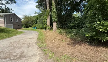 Weekly Mowing Service for Ardisi Property Maintenance LLC in Poughkeepsie, NY 