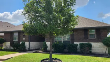 Mowing for Paquito's Landscaping in Ellis County, TX