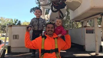 Tree Removal for Ross Family Tree Service LLC  in Hohenwald, TN