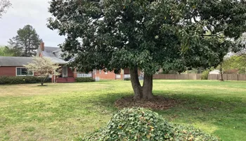 Mowing for Green Horizon Lawncare in North Chesterfield, VA