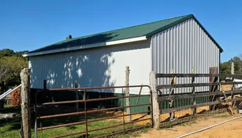 Roofing Installation for Huie Contracting LLC in Murray, KY