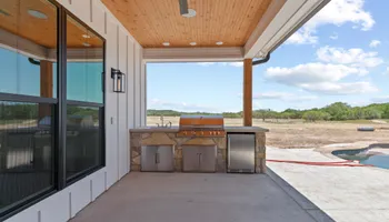 Custom Homes for Who Can Construction in Stephenville, TX