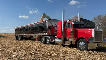 Trucking  Bulk  for N & F Trucking in Watertown, MN