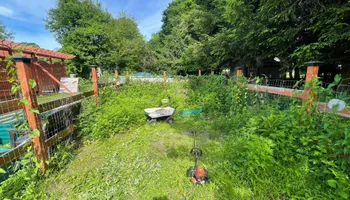Weekly Mowing Service for Ardisi Property Maintenance LLC in Poughkeepsie, NY 