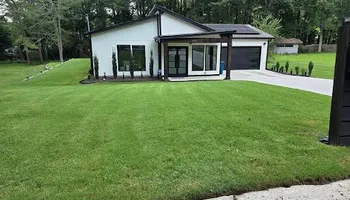 Fall Clean Up for ACE Lawn Care of Georgia LLC in Atlanta, GA