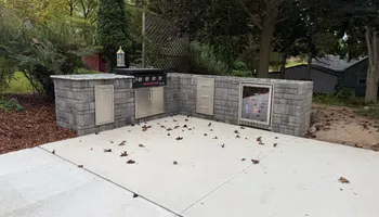 Lawn Care for Paradise Lawnscapes in West Bend, WI