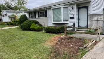 Mulch Installation for The Great Outdoors Outdoor Services in Canton, MI