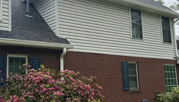 Residential Gutter Cleaning for Superior Seamless Gutters, LLC in Greenwood, SC