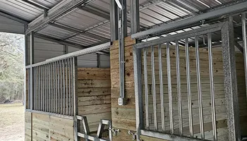 Custom Horse Barns for Ken's Specialized Services in Fort White, FL