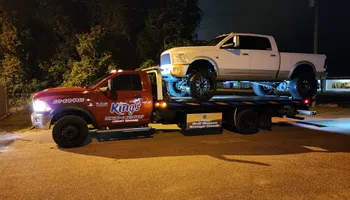 Light-Duty Towing for King's Towing and Recovery in Foley, AL