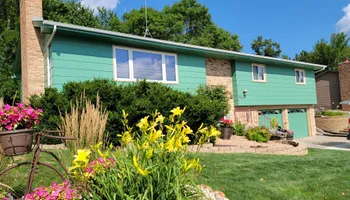 Kitchen and Cabinet Refinishing for Brush Brothers Painting in Sioux Falls, SD