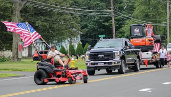 Residential Snow Plowing for B&L Management LLC in East Windsor, CT