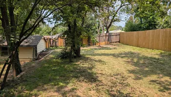 Lawn Maintenance for Gavin's Lawn Maintenance in Derby, KS