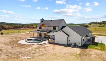 Custom Homes for Who Can Construction in Stephenville, TX