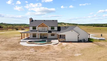 Custom Homes for Who Can Construction in Stephenville, TX