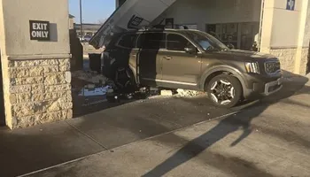 Commercial Waterproofing And Sealing for 7J Facility Services in Houston, TX