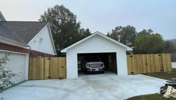 Fence Installation for MNA Construction, LLC in Lufkin, TX