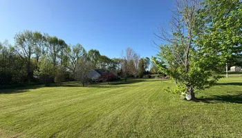 Lawn Maintenance for Platinum Lawncare in Fayetteville, TN