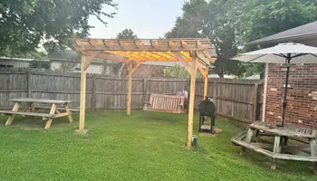 Lawn Maintenance for Apex Lawn & Landscaping INC in Dyersburg, TN