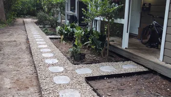 Lawn maintenance for Down & Dirty Lawn Svc  in Tallahassee, FL