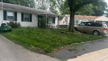 Mowing for KY Lawn Care in Springfield, IL