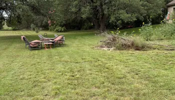 Lawn Maintenance for Bad Axe Landscapes LLC in Schertz, TX