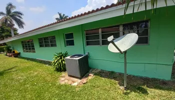 Interior Painting for Spice Isles Painting Inc. in Lighthouse Point, FL