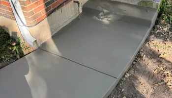 Retaining Wall Construction for G2 Custom Concrete in Dallas, TX