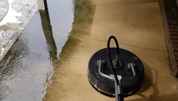 Lawn Maintenance for V Man Services LLC in Middleburg, FL