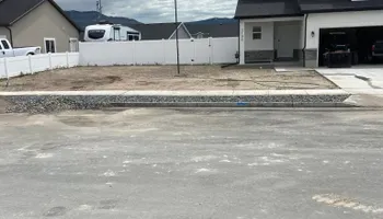 Residential & Commercial Landscaping for Real Time Excavation & Design in West Haven, UT