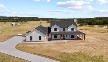 Custom Homes for Who Can Construction in Stephenville, TX