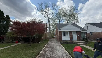 Broom Finish Driveways for Crown Cement in Lincoln Park, MI